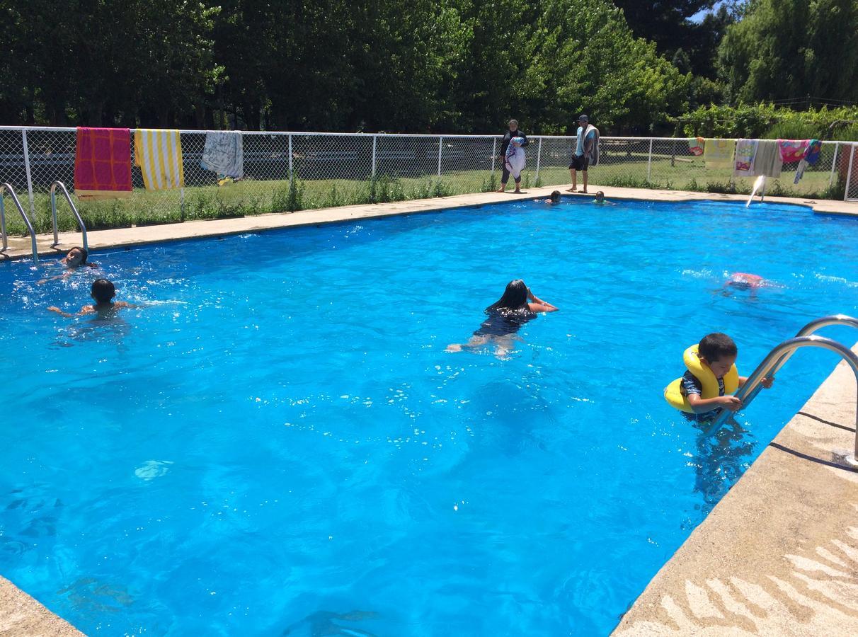 Camping & Hospedaje Rio Laja El Manzano  外观 照片