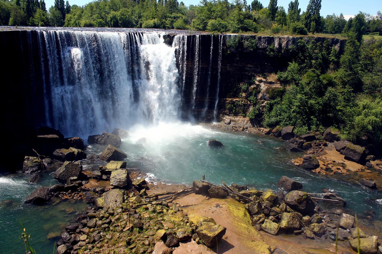 Camping & Hospedaje Rio Laja El Manzano  外观 照片